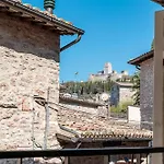 Maison Gabry - A 50mt Da Santa Chiara Assisi