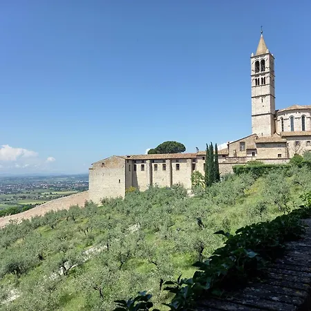 Maison Gabry - A 50mt Da Santa Chiara דירה