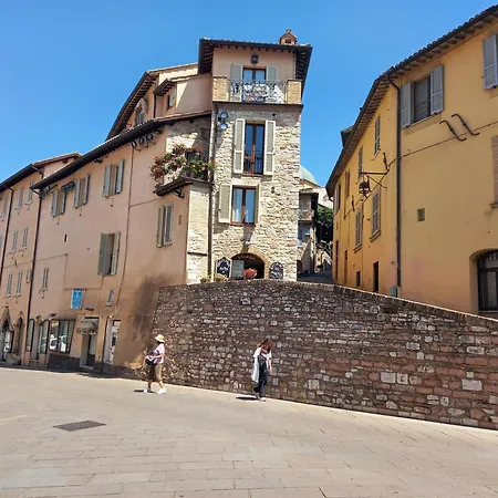 Maison Gabry - A 50Mt Da Santa Chiara Appartement Assisi