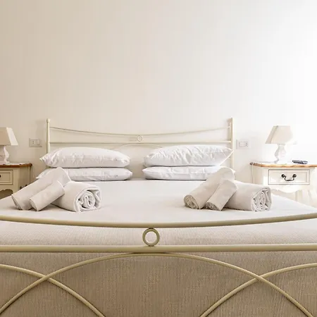Maison Gabry - A 50mt Da Santa Chiara Appartement *